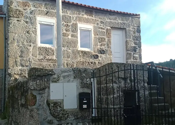 Akivillas Celorico Brick *